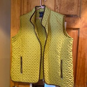 E Studio Women’s Vest